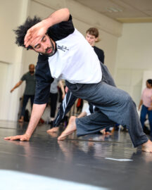 Mostafa Contemporary Floor Boden TANS Training Hannover